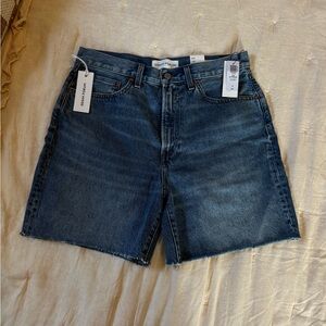 Denim Forum 90s Boyfriend Shorts